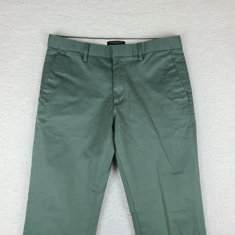 Banana Republic Pants Mens 32x32 Green Tapered Fit RMC Rapid Movement Chino